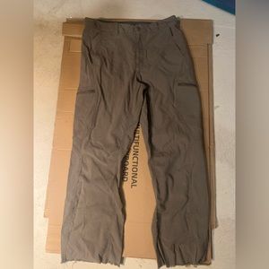 Men’s Columbia pants